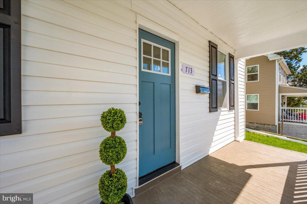 713 3rd Street photo 5