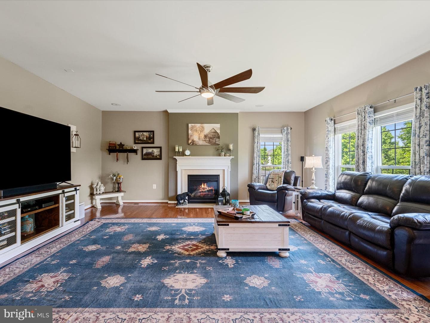 305 Fontana Circle photo 27