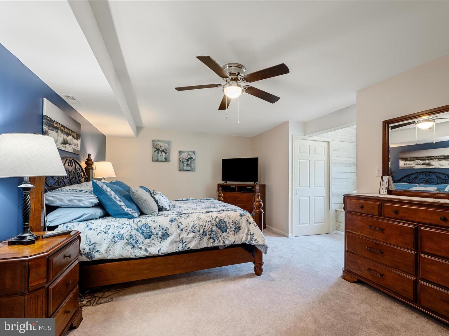305 Fontana Circle photo 53