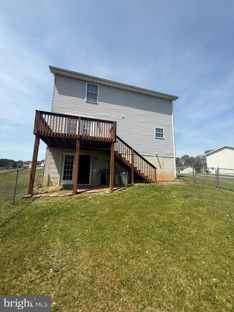 195 Burdette Drive photo 3