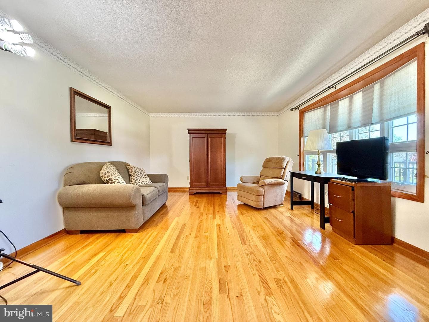 153 Collins Drive photo 11