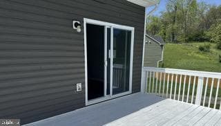 108 Irwin Court photo 9