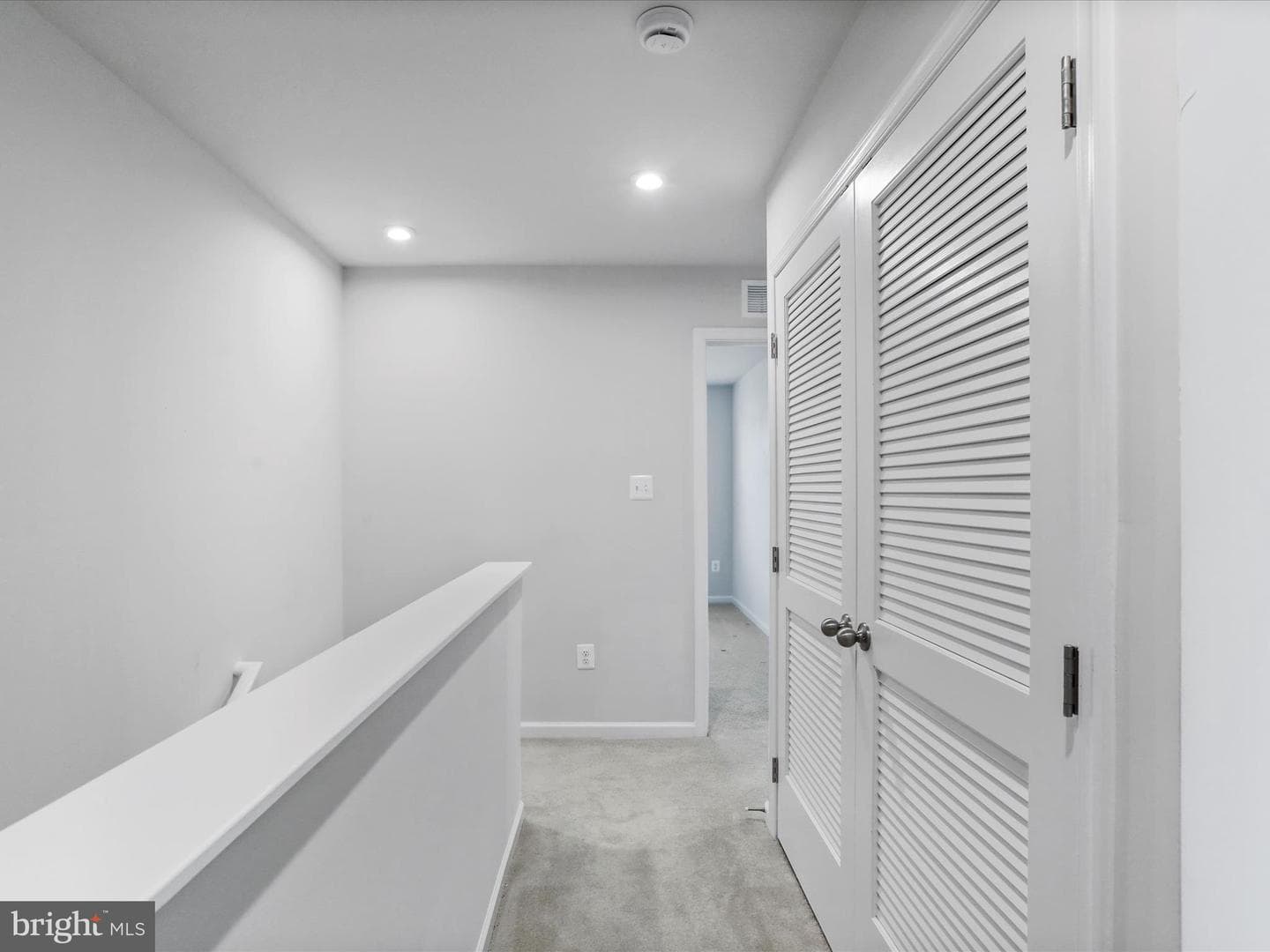 94 Calais Place photo 22