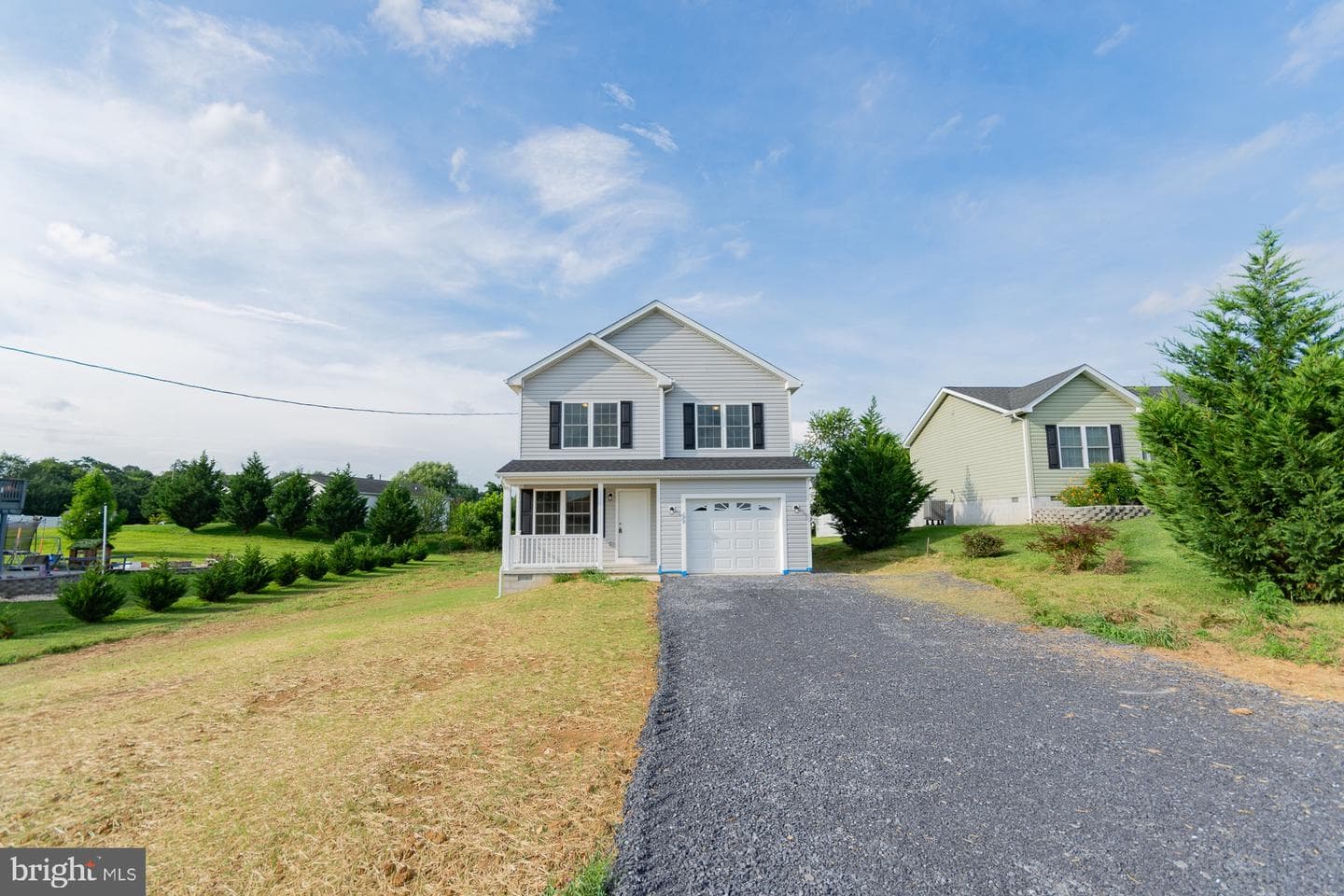 272 Larry Way photo 8