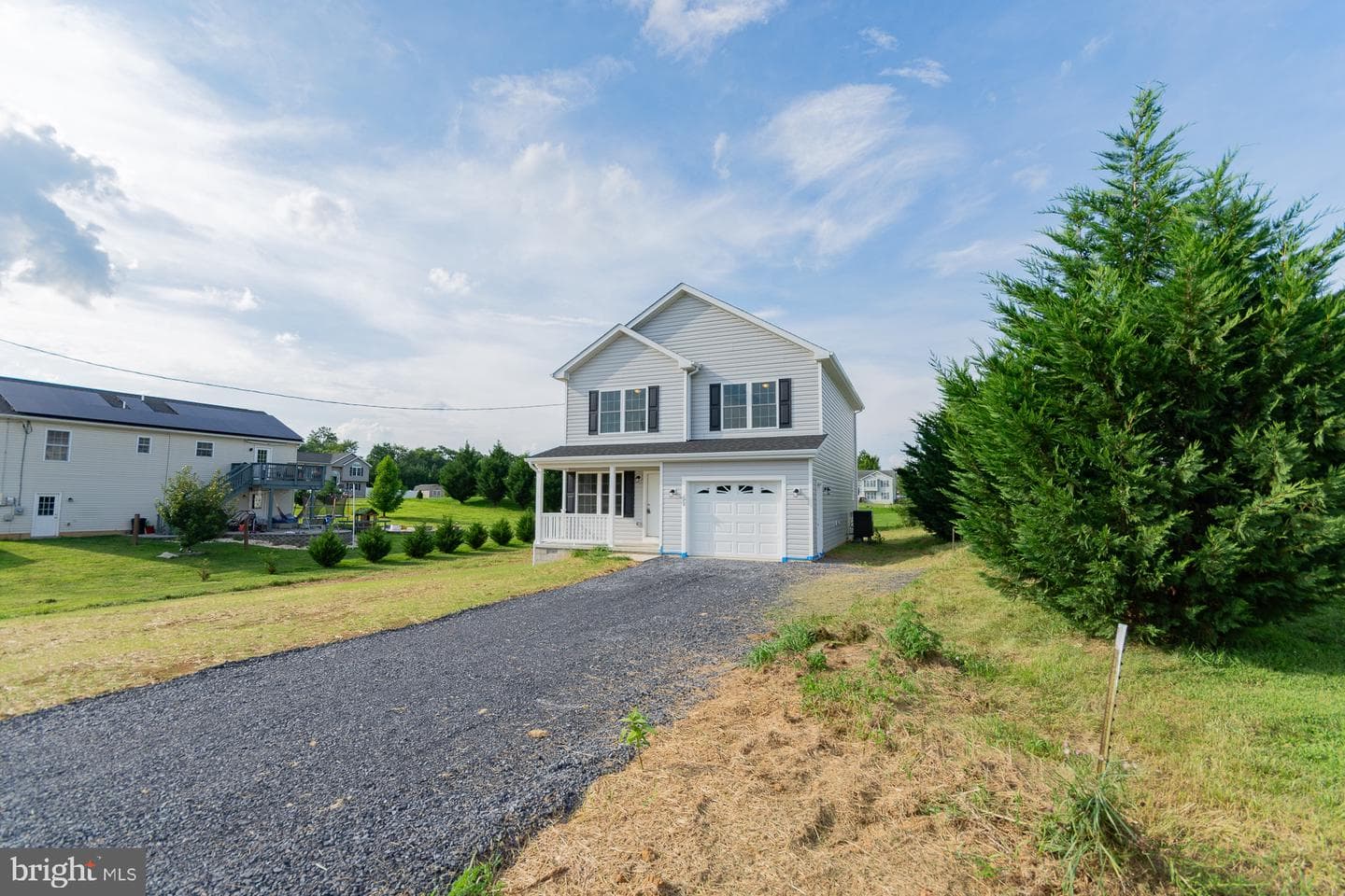 272 Larry Way photo 9