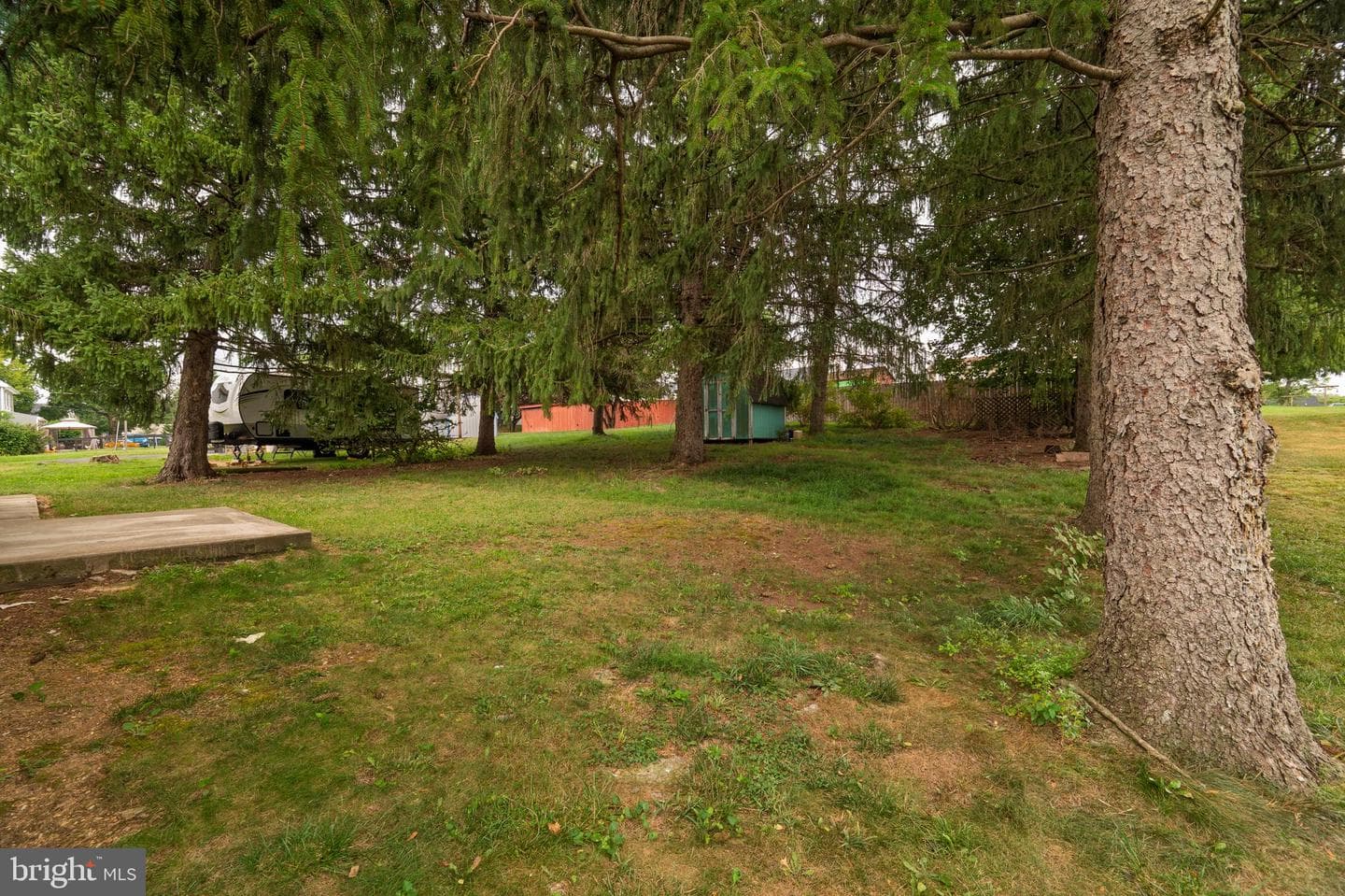 503 N High Street photo 32