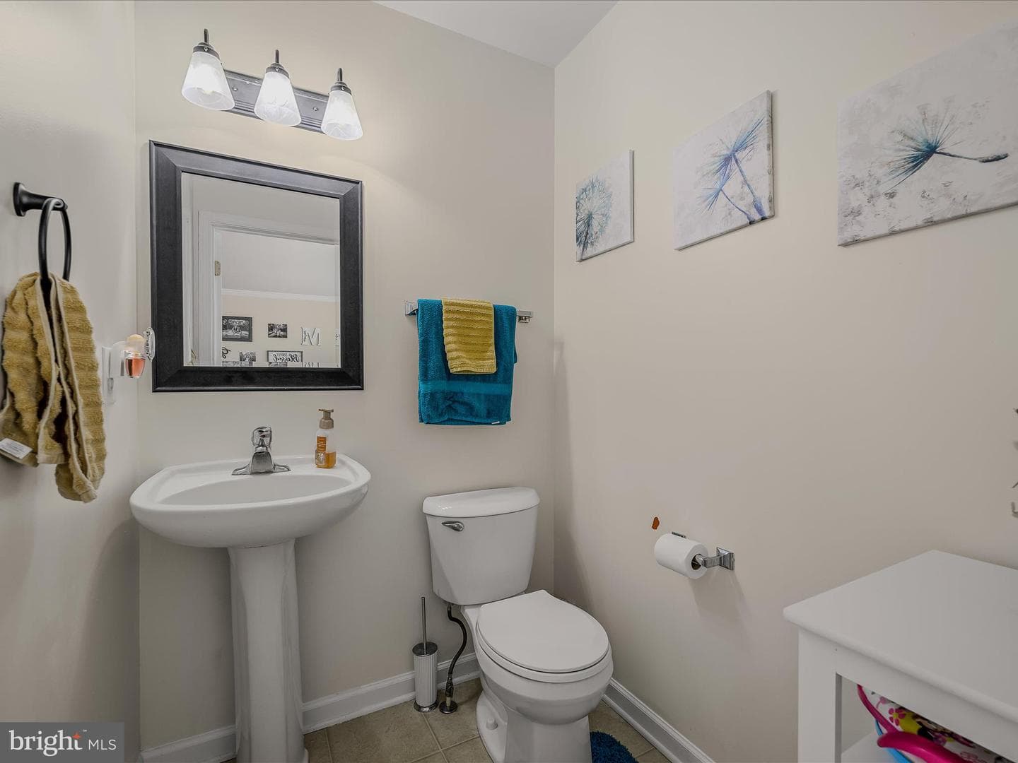 104 Raphael Court photo 10