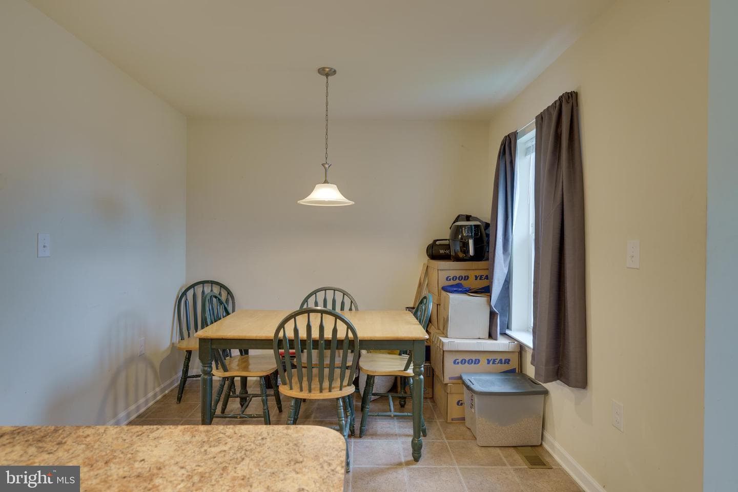 42 Britania Court photo 14