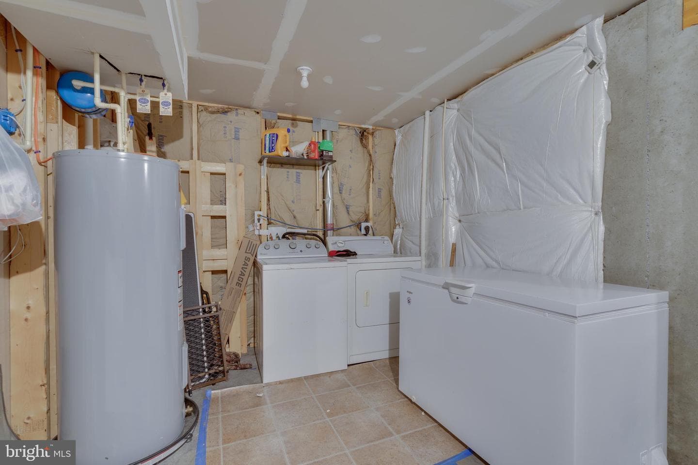 42 Britania Court photo 26