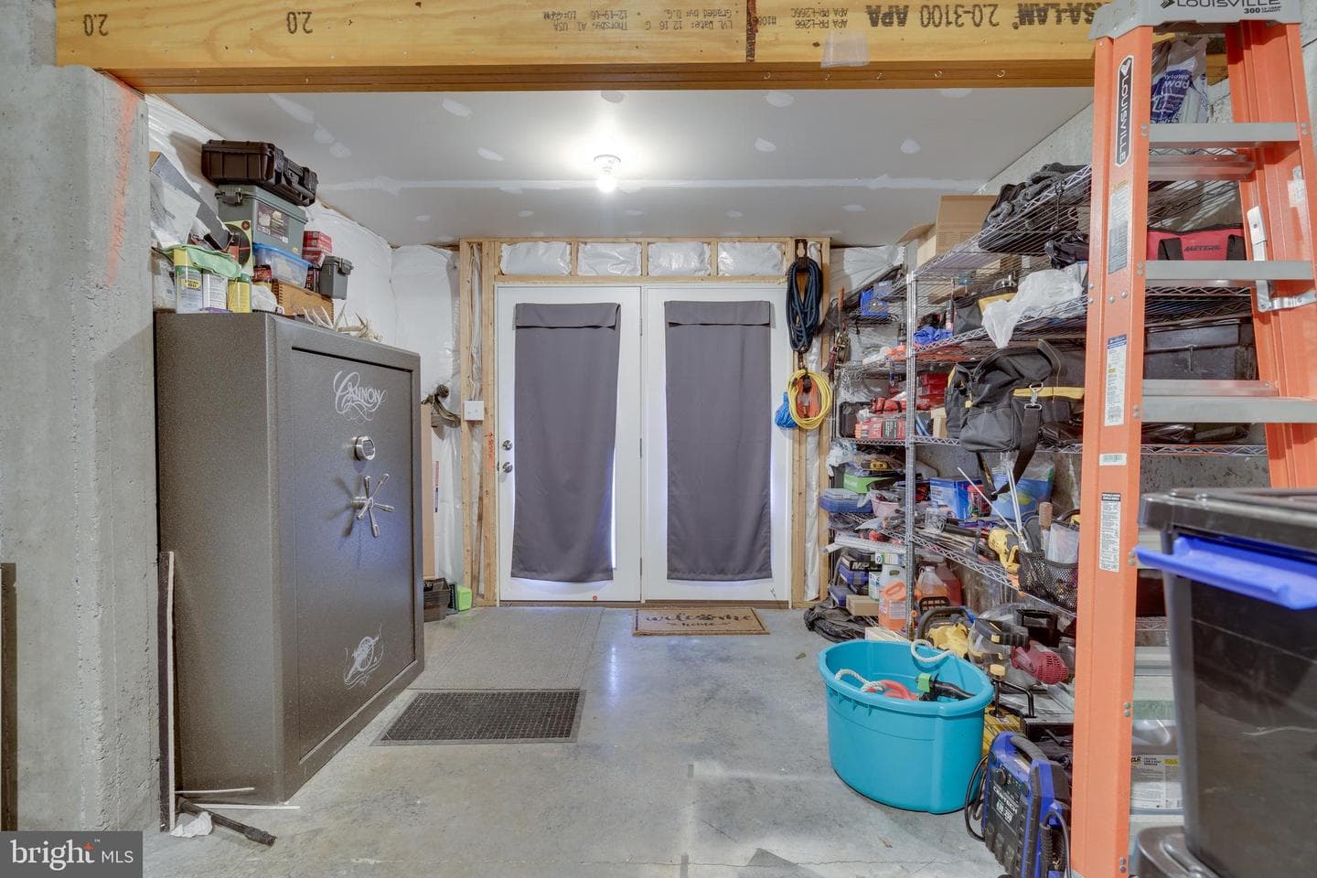 42 Britania Court photo 27
