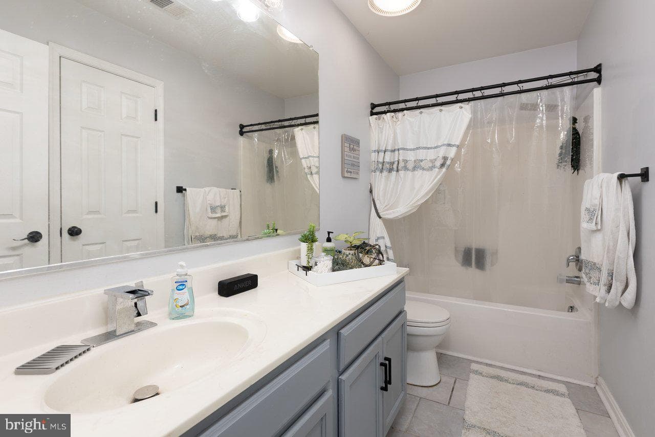 32 Huttons Vireo Drive photo 19