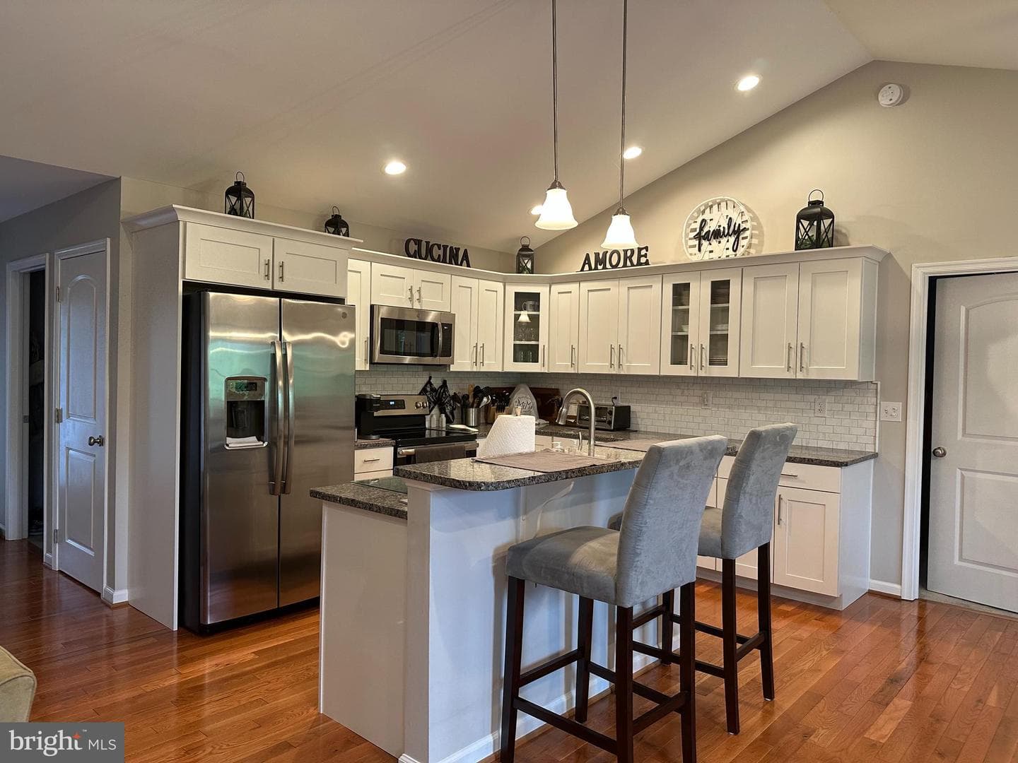 61 Twickenham Drive photo 10