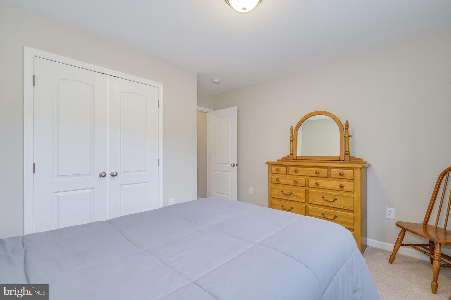 61 Twickenham Drive photo 32