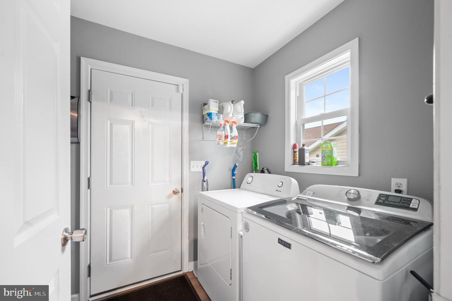 494 Ives Street photo 15