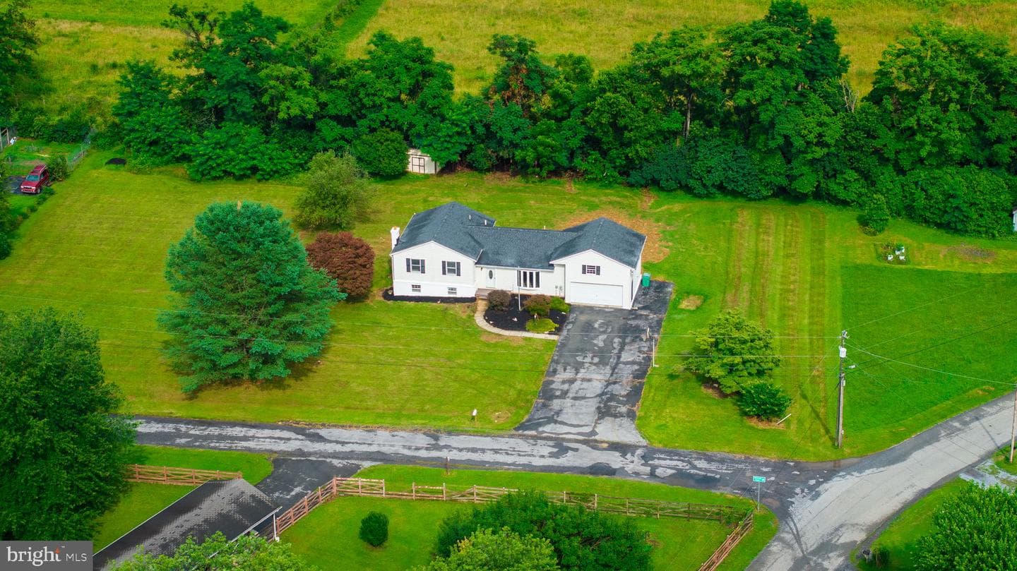 22 Shumack Court photo 38