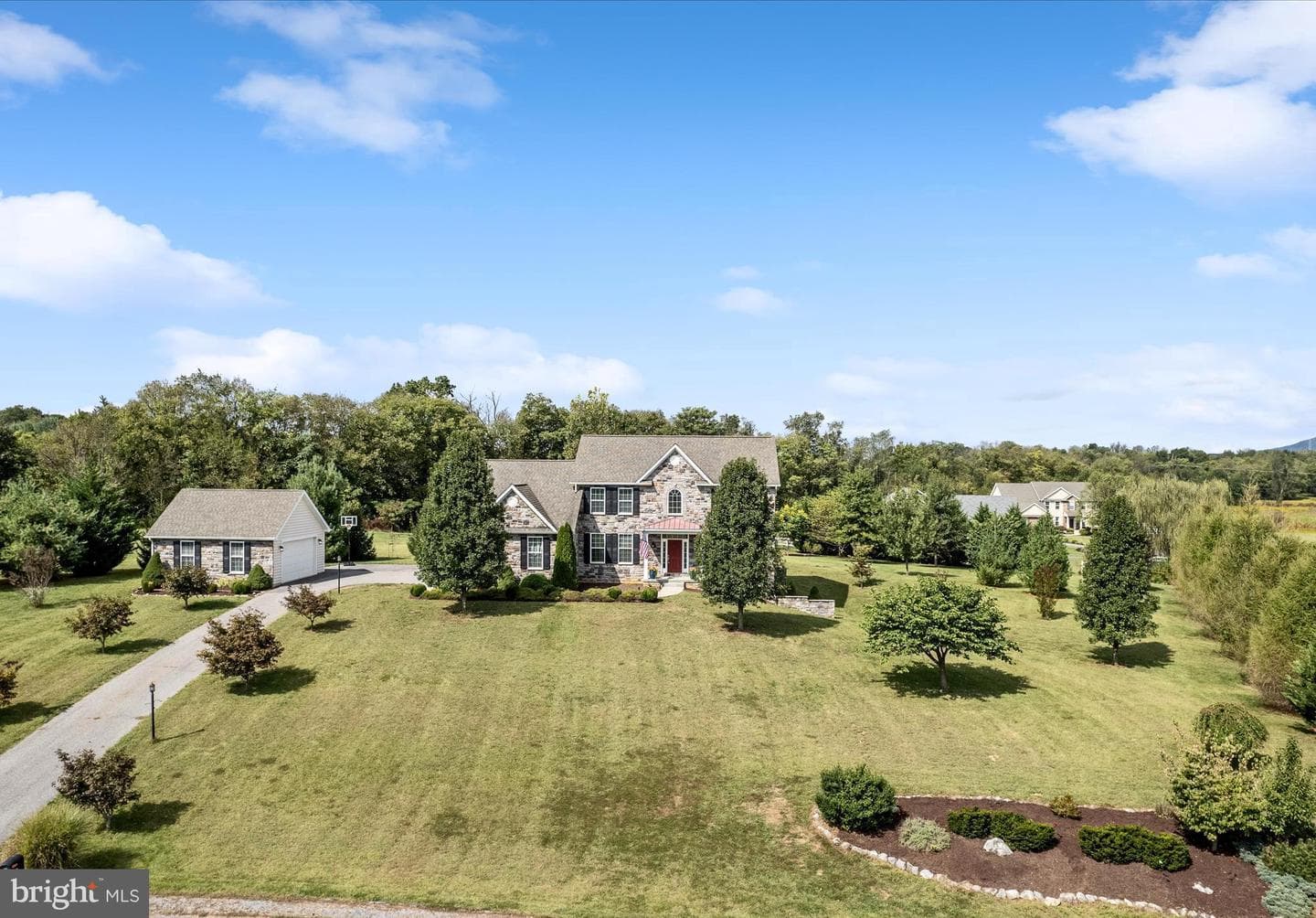 80 Varick Trail