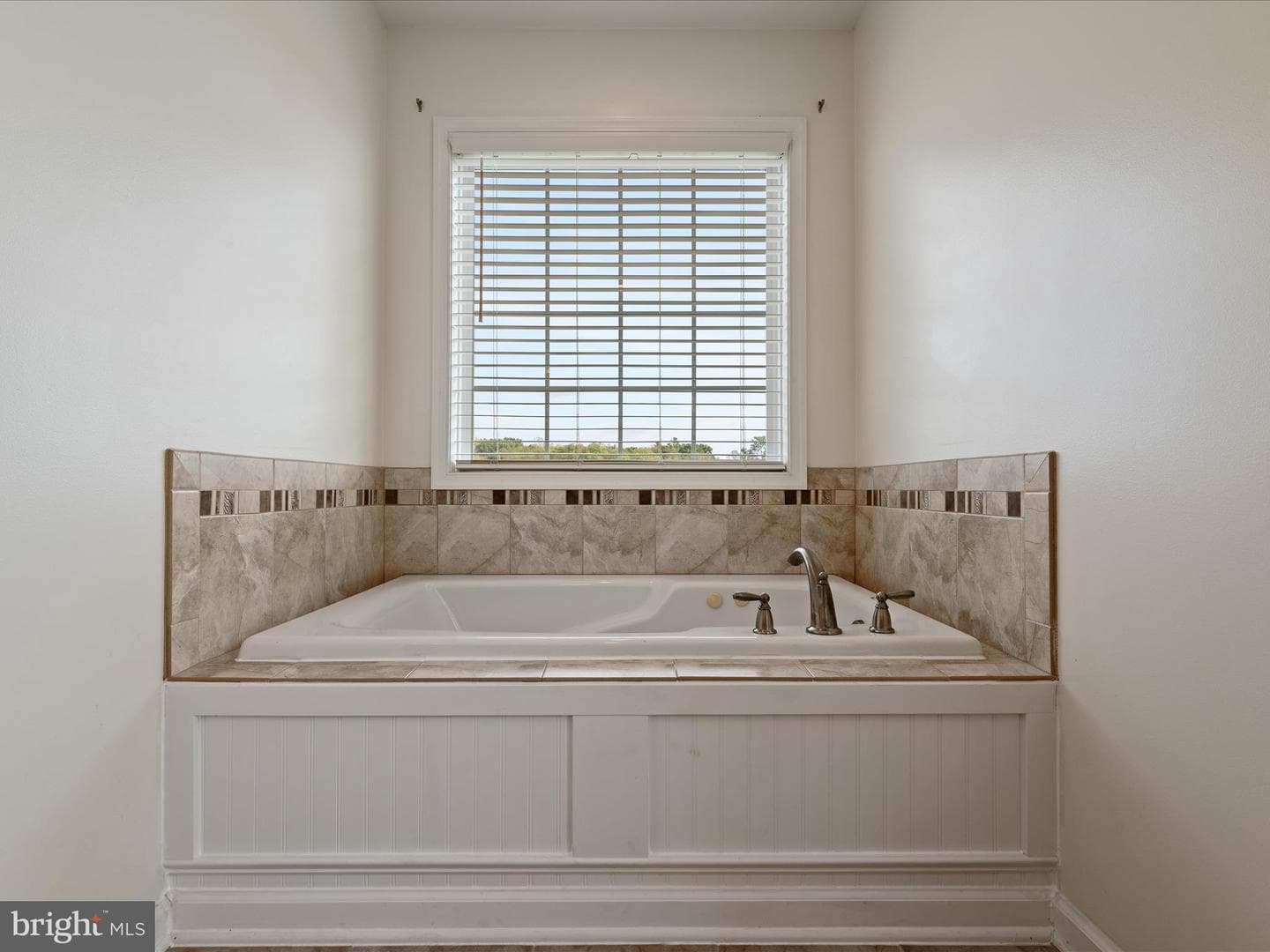 80 Varick Trail photo 37