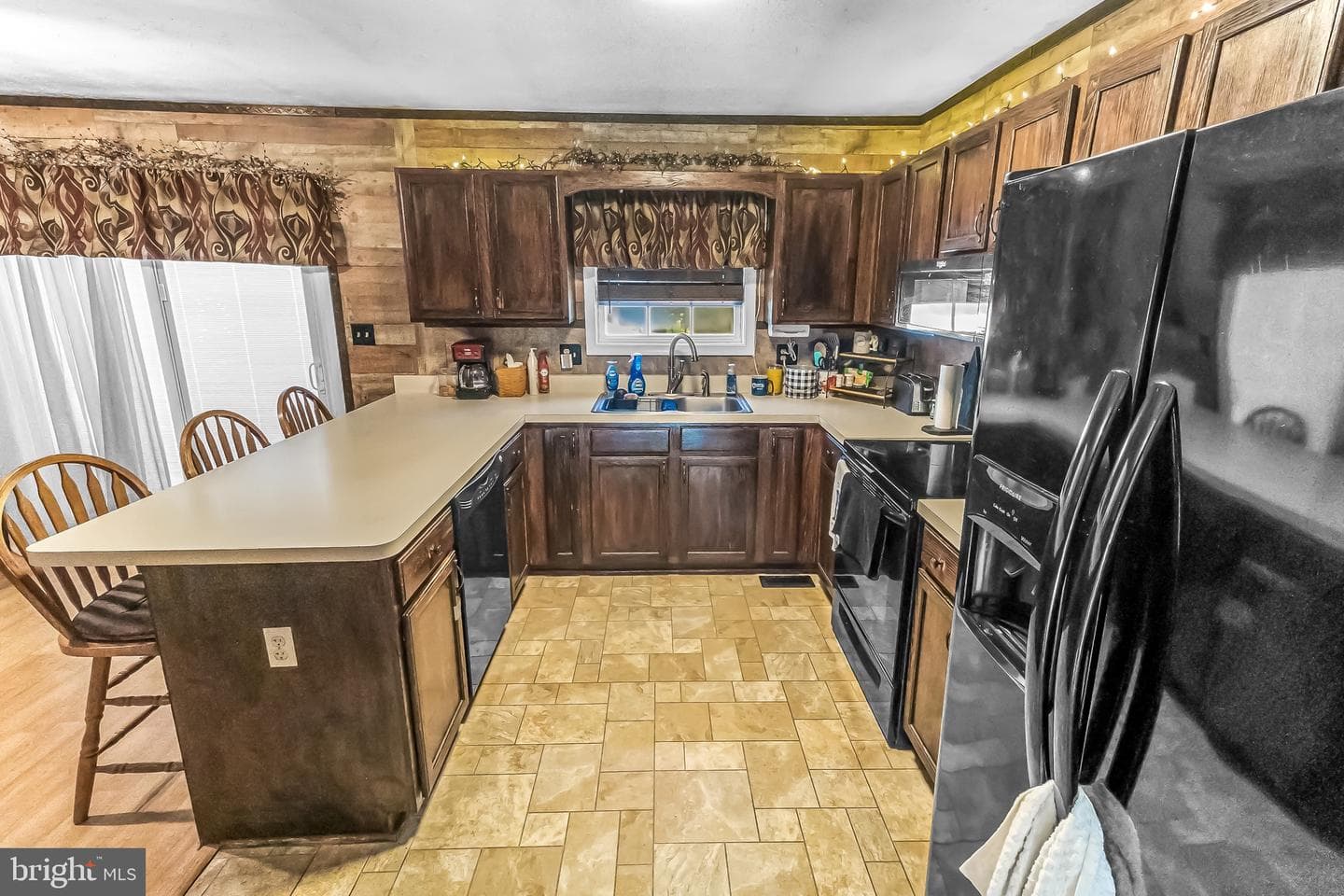 266 Nottingham Boulevard photo 13
