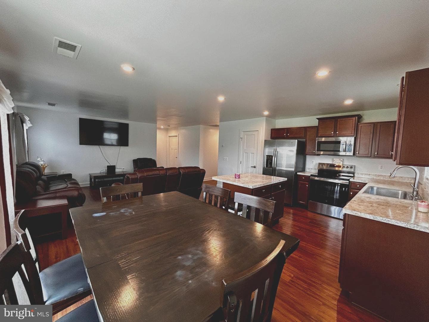 96 Bindweed Court photo 7