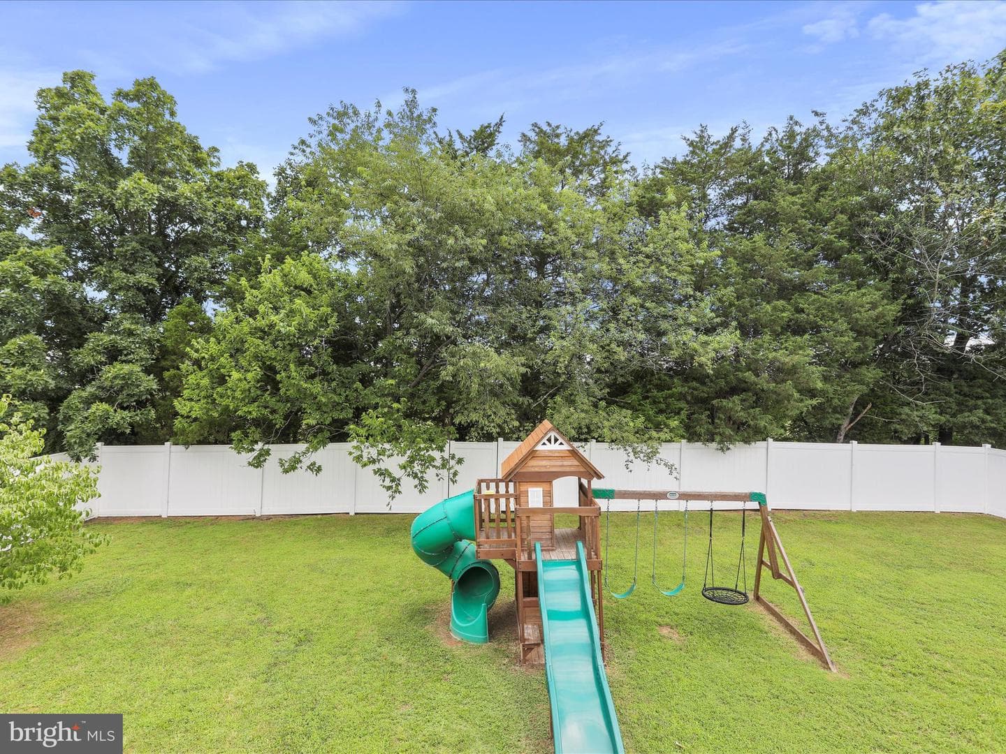 43 Hansberry Court photo 35