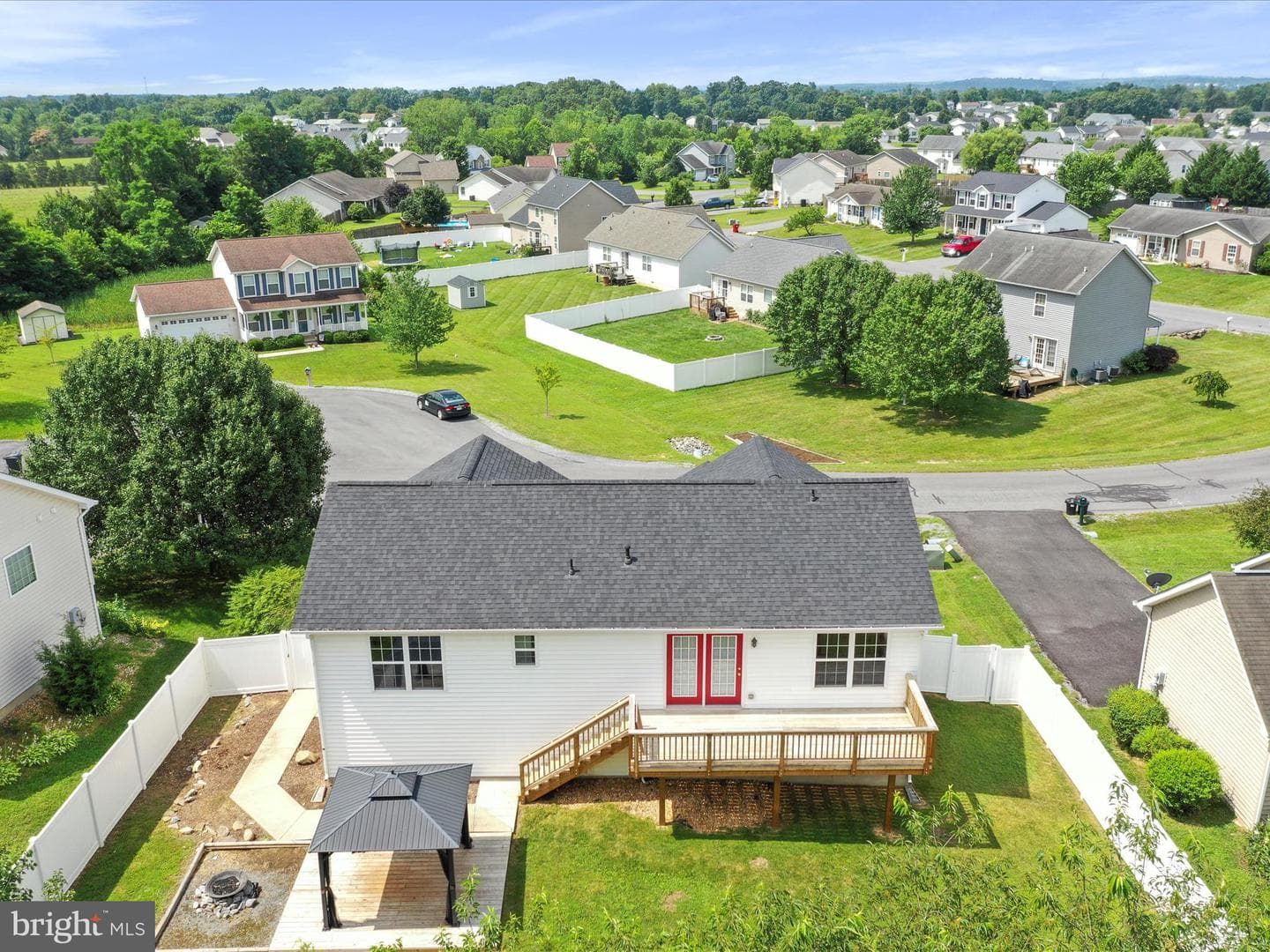 43 Hansberry Court photo 41