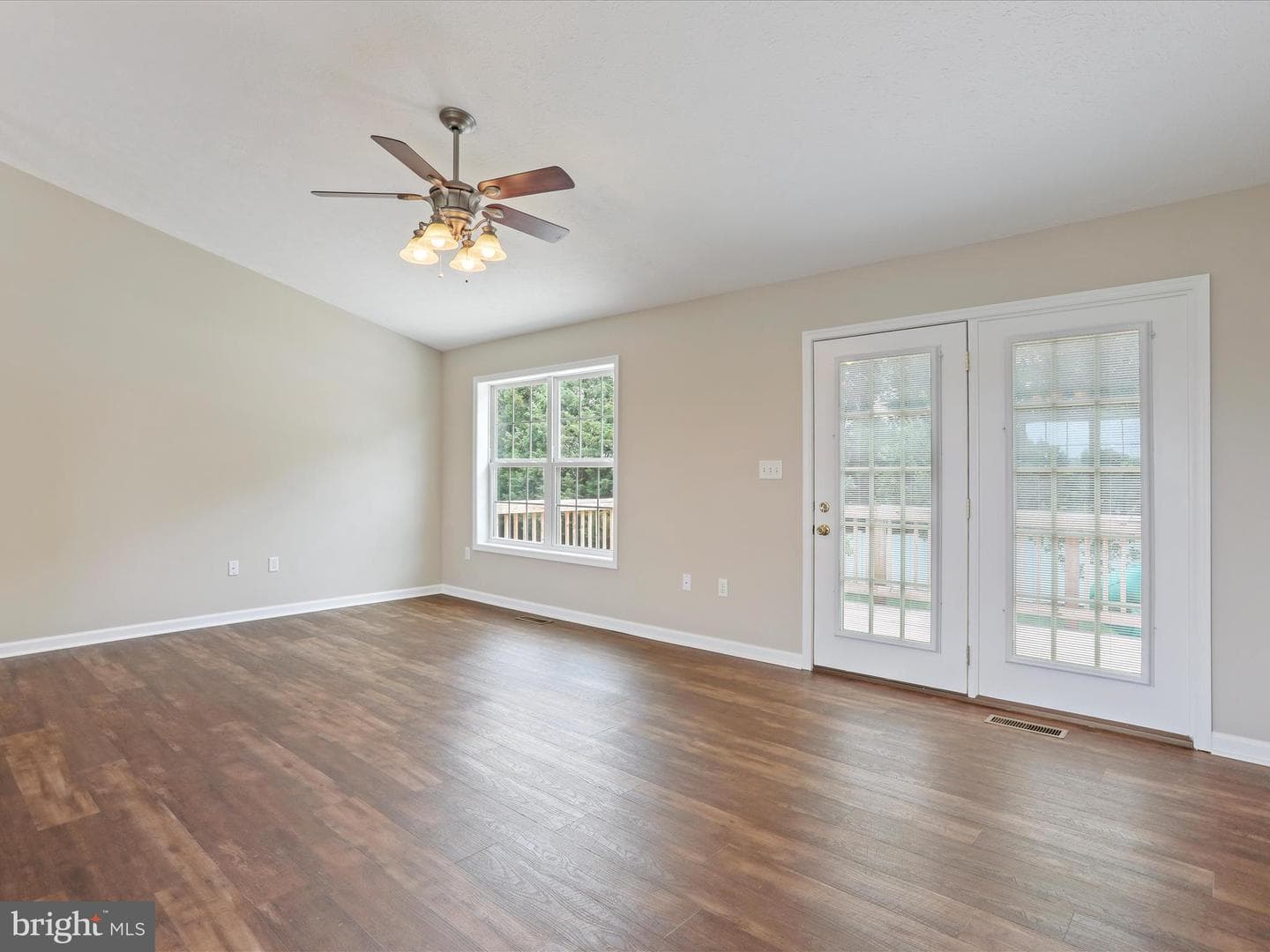 43 Hansberry Court photo 6