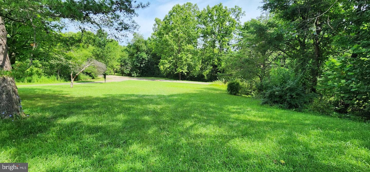 194 Flying Dove Lane E photo 14