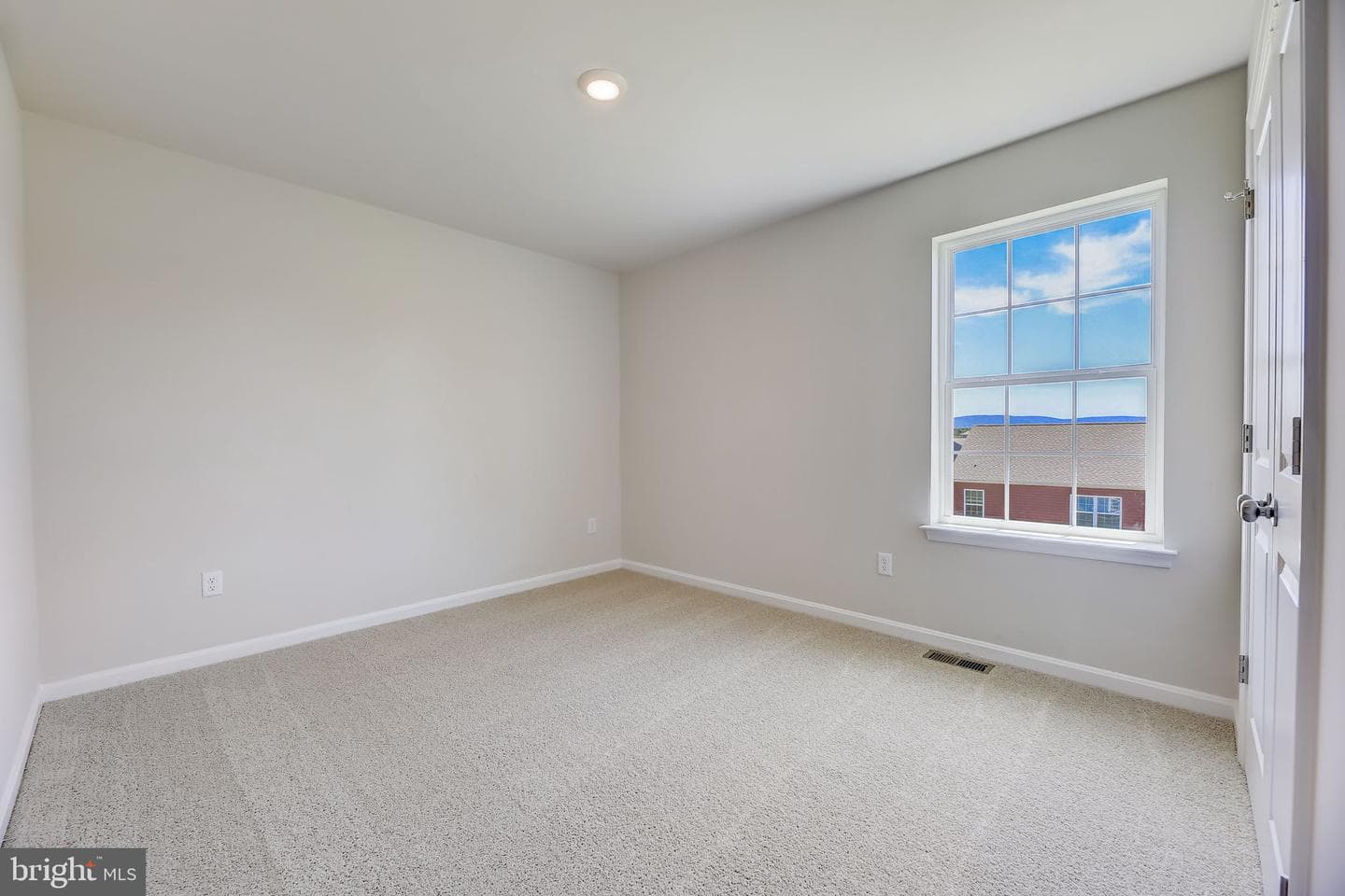 304 Orpington Drive photo 19