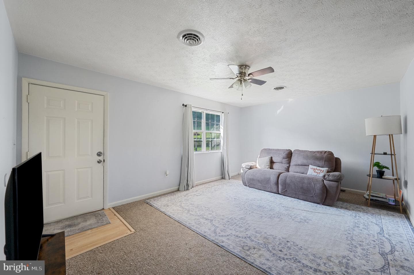 1100 Loop Rd photo 8
