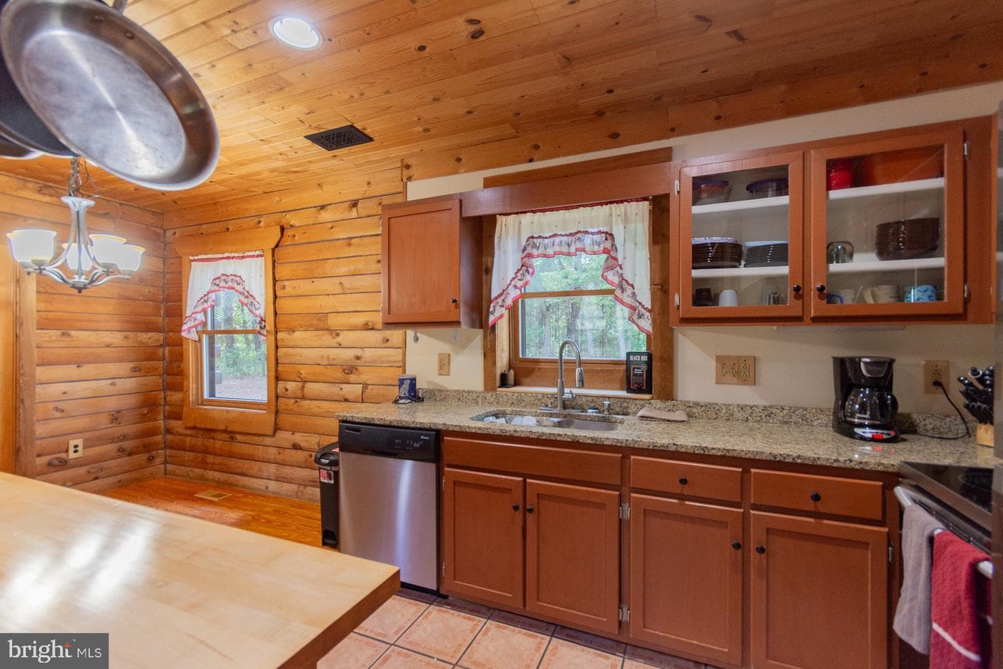 1337 Cedar Lane photo 18
