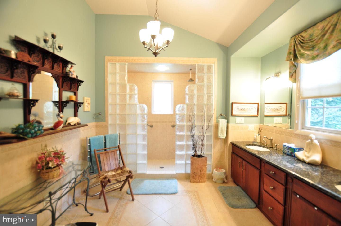 451 Appian Way photo 49