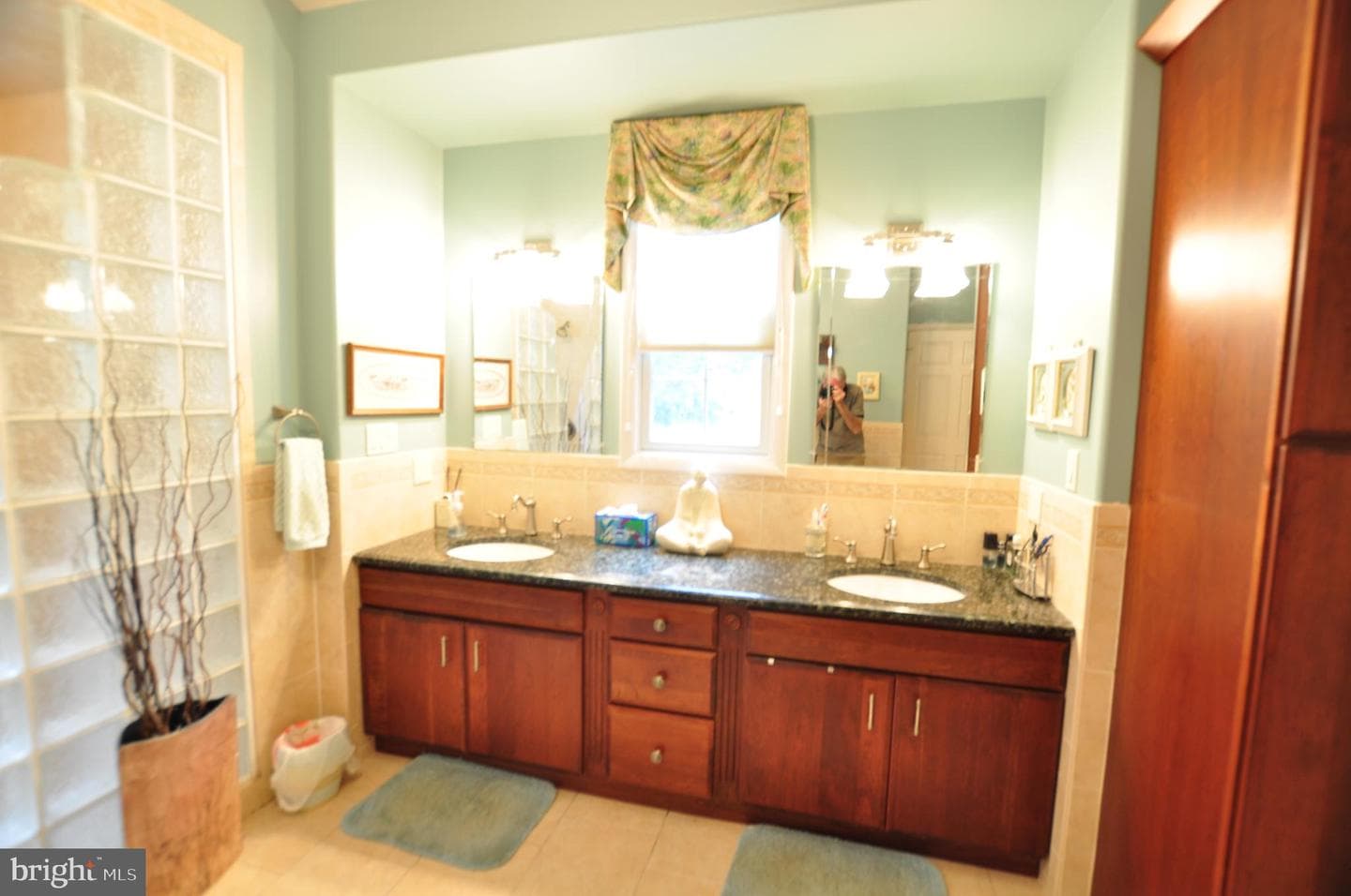 451 Appian Way photo 53