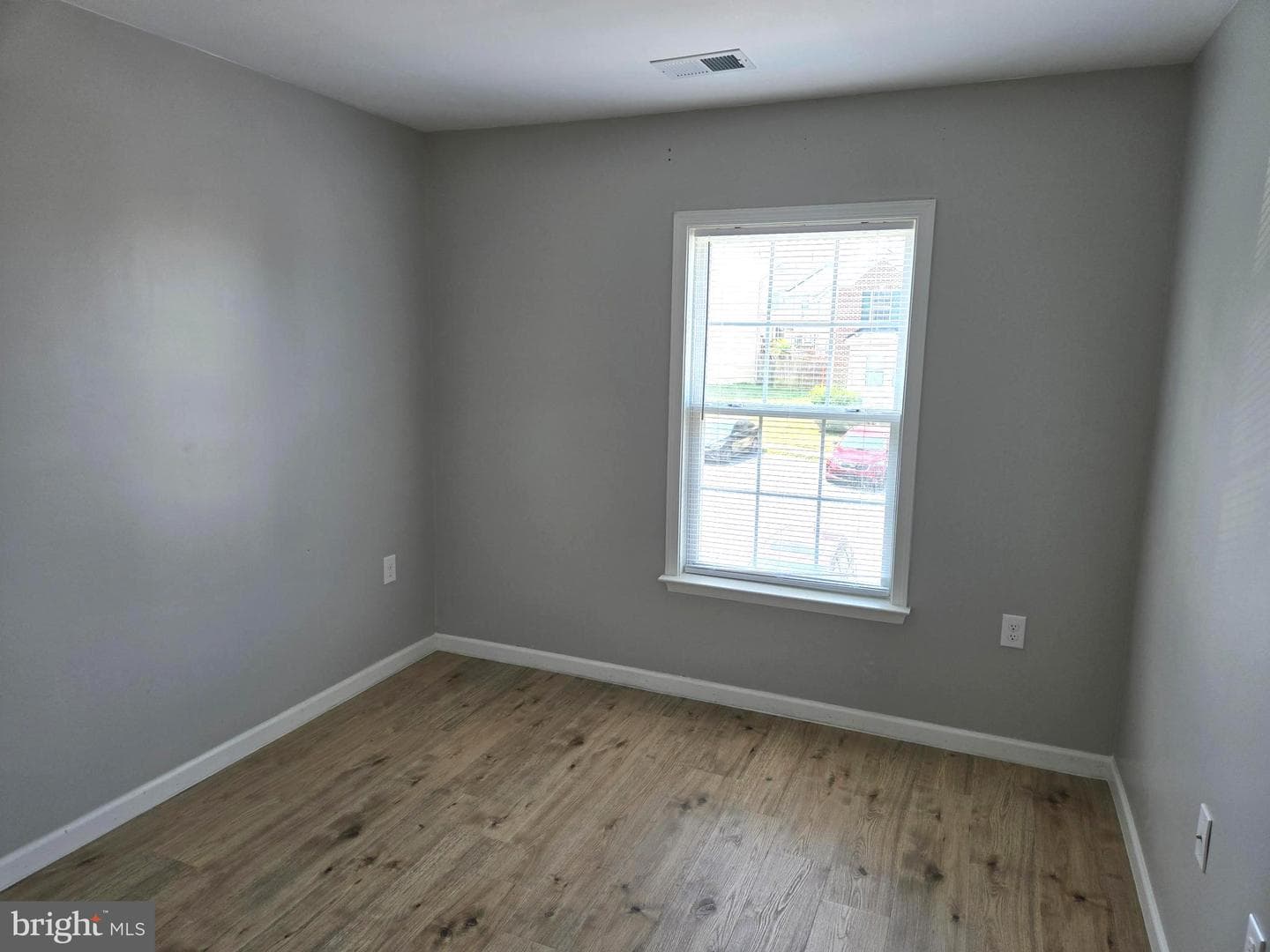 19 Litchfield Lane E photo 22