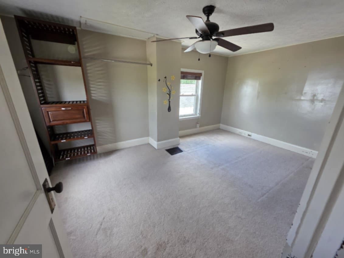 5376 Tabler Station photo 16