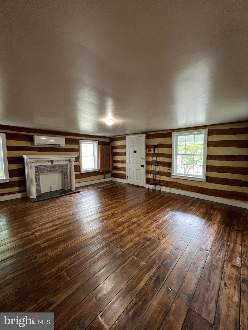 206 N Mary Street photo 7