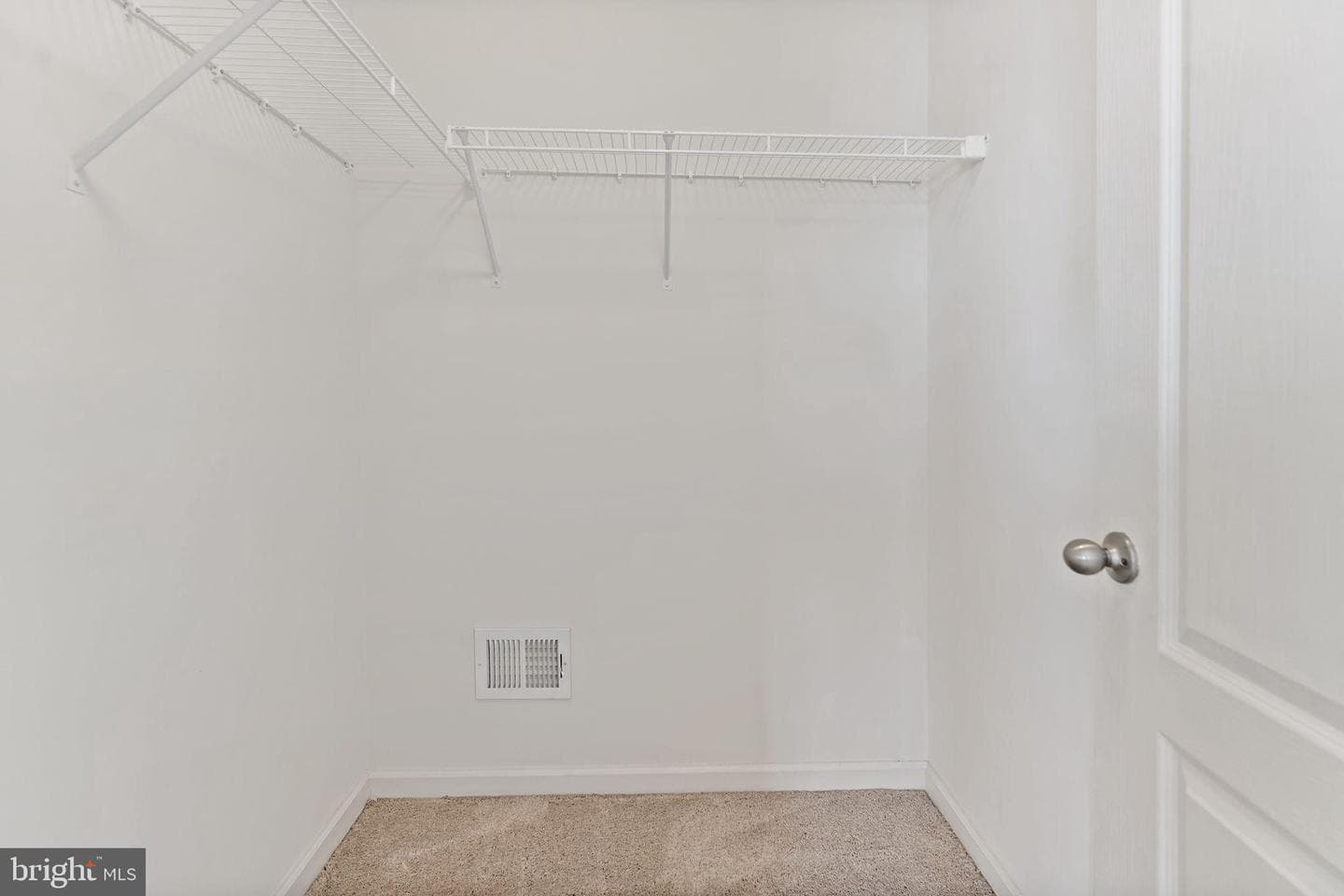 127 Stager Avenue photo 23