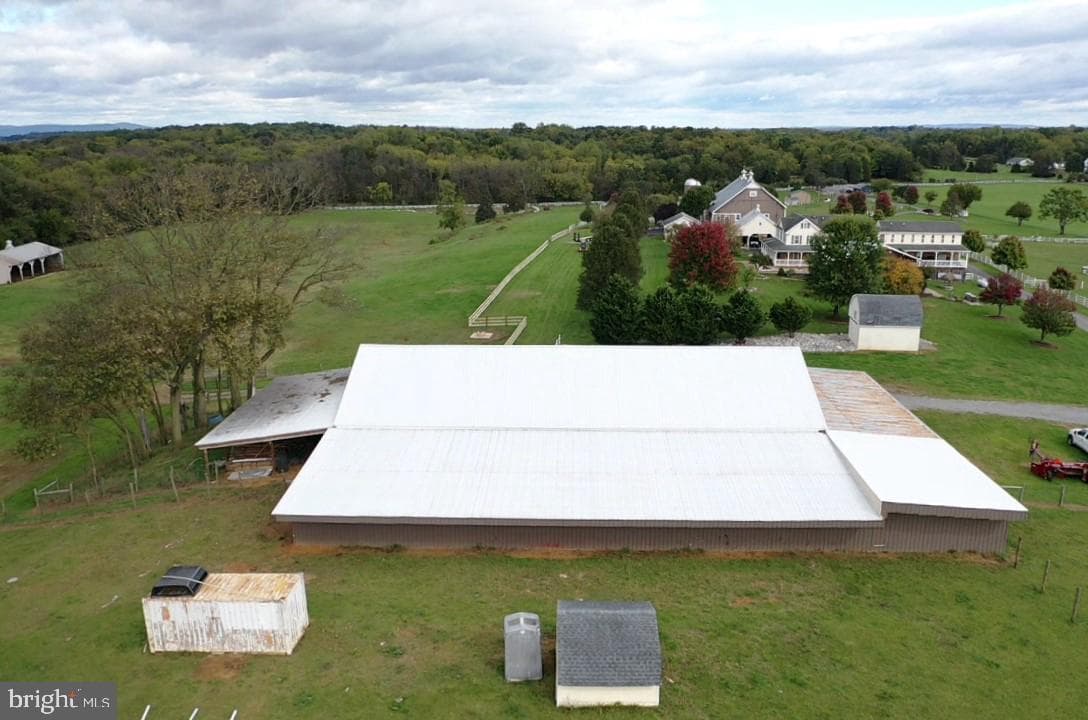 590 Carlyle Road photo 19