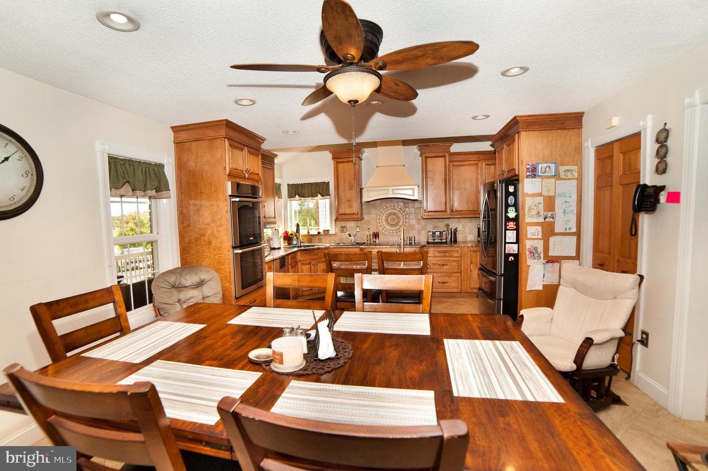 590 Carlyle Road photo 40