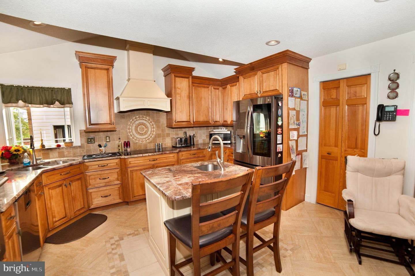 590 Carlyle Road photo 41
