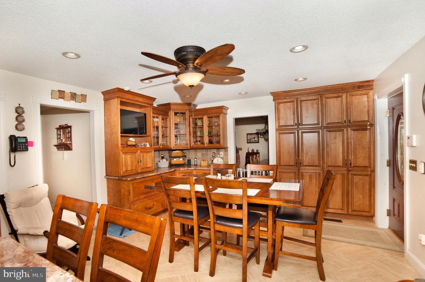 590 Carlyle Road photo 43