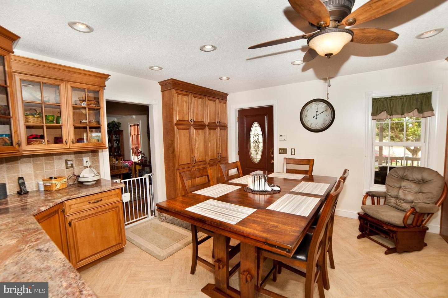 590 Carlyle Road photo 44