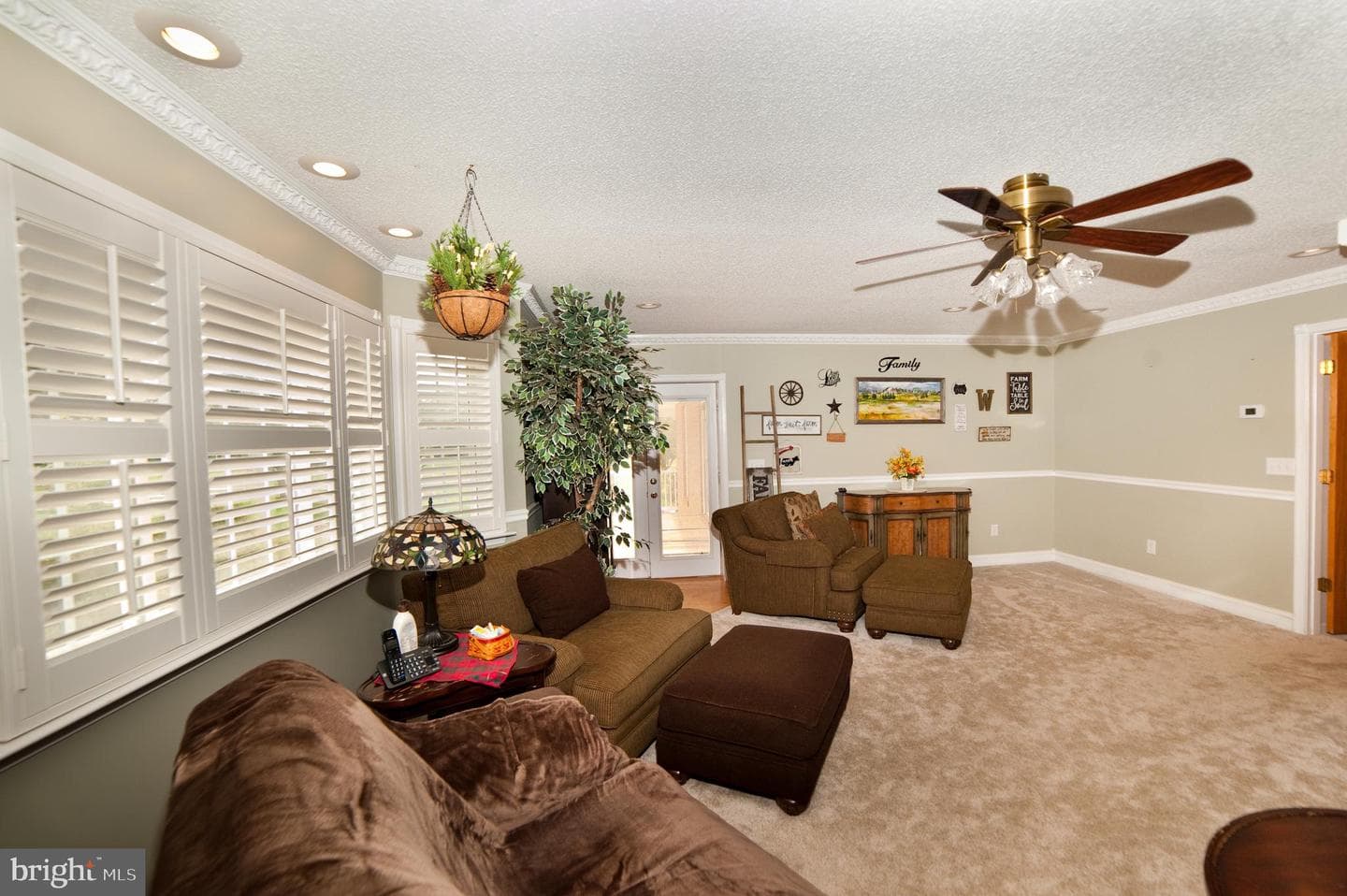 590 Carlyle Road photo 45