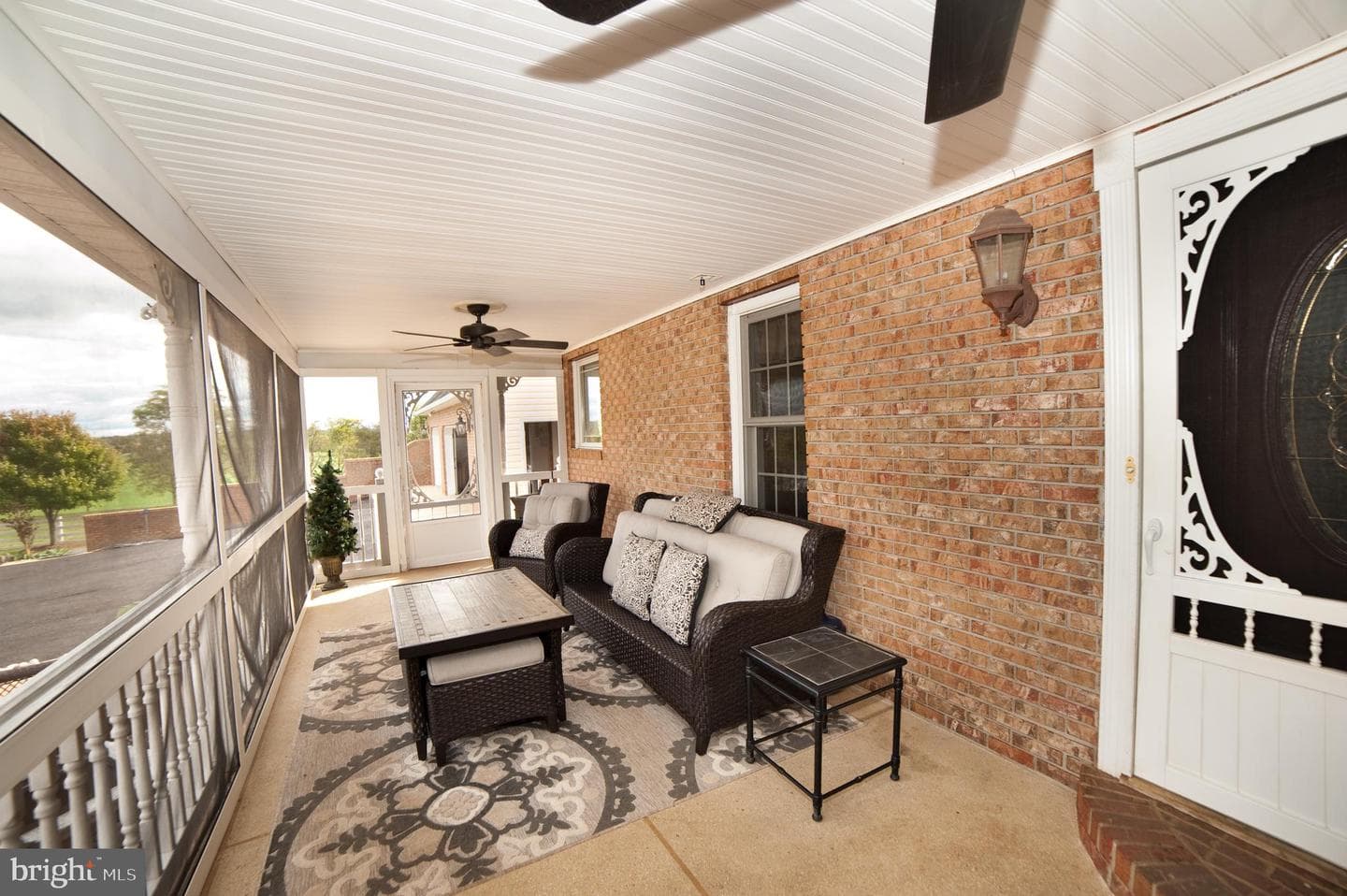 590 Carlyle Road photo 48