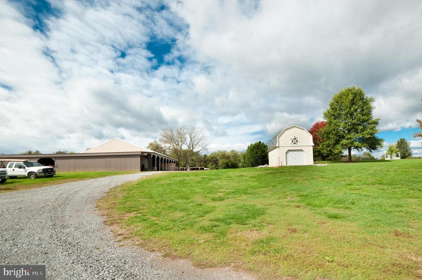 590 Carlyle Road photo 68