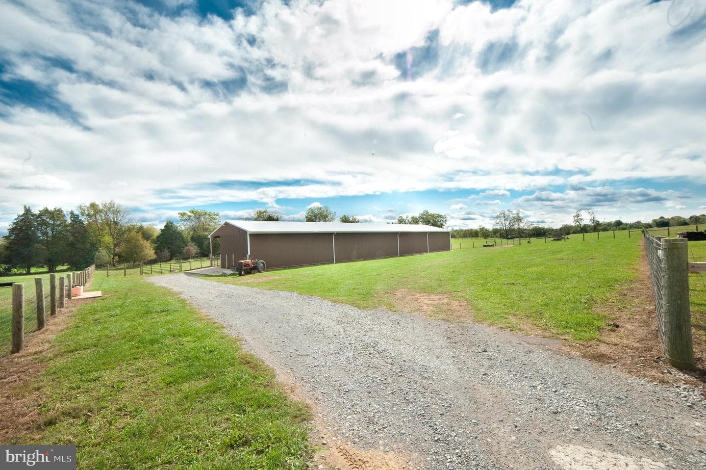 590 Carlyle Road photo 70