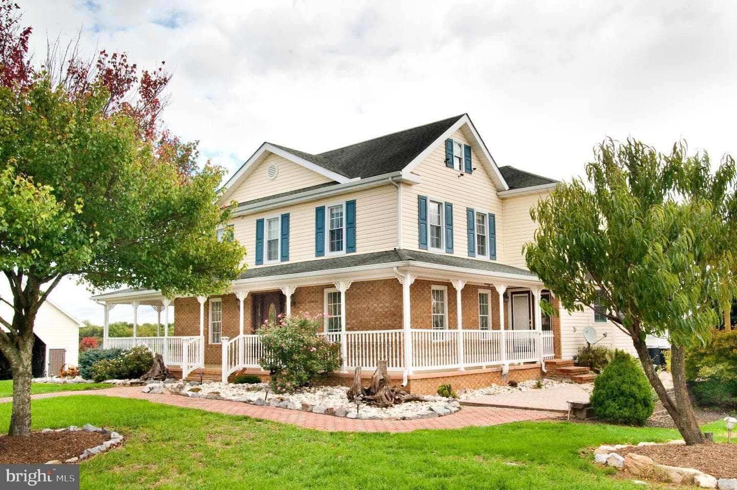 590 Carlyle Road photo 8