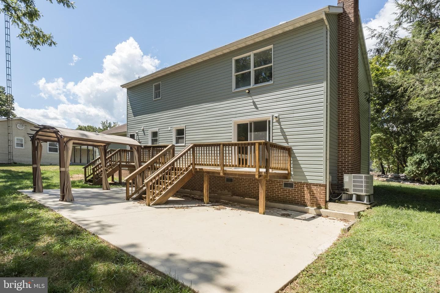 919 Hillcrest photo 45