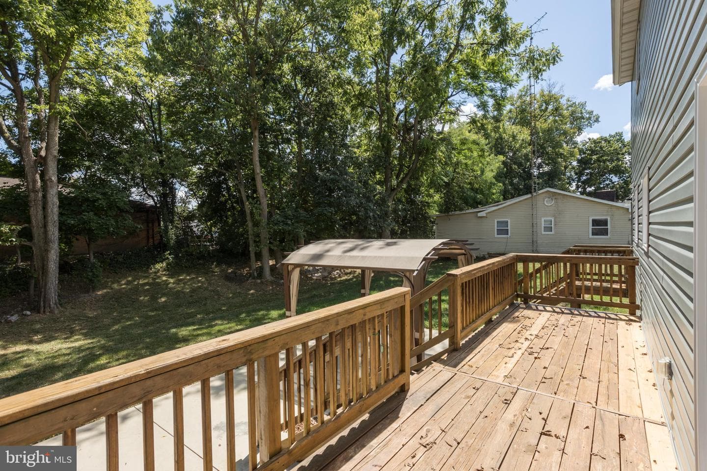 919 Hillcrest photo 47