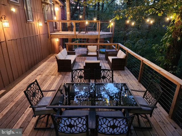 82 Sassafras Lane photo 48