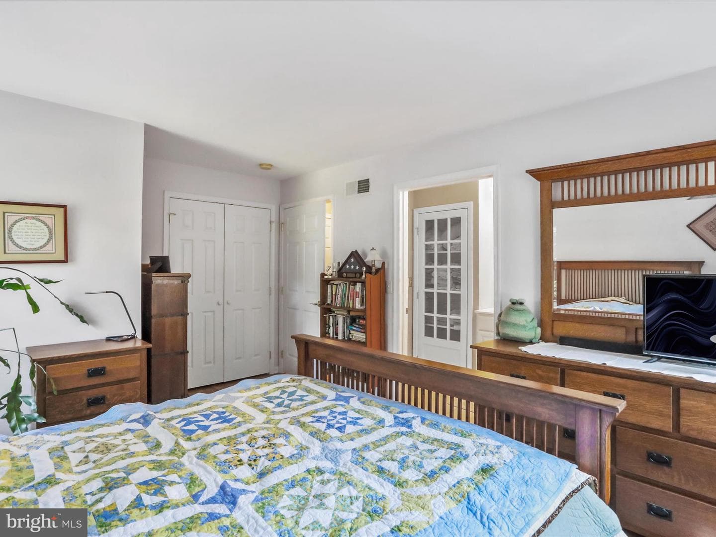 671 N Ridge Road N photo 9